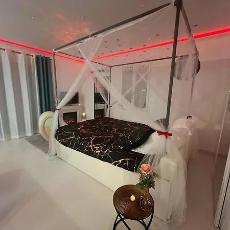 De Charme - So Chic So Romantic Bed & Breakfast Bellegarde (Gard)